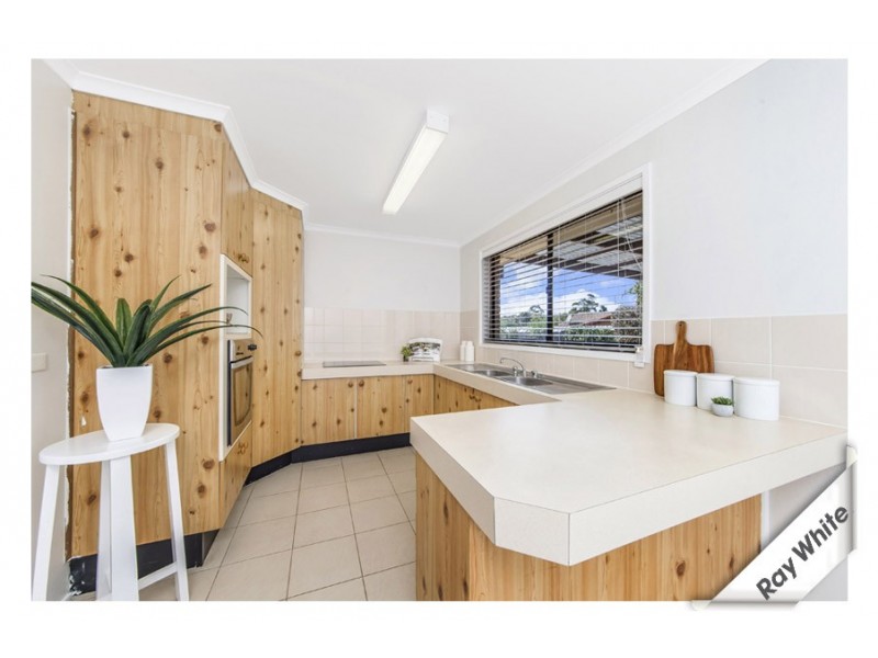 9 Lumholtz Place, Florey ACT 2615