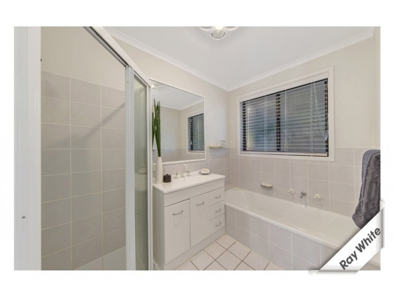 9 Lumholtz Place, Florey ACT 2615