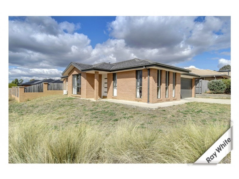 70 Bryan Hudson Street, Macgregor ACT 2615