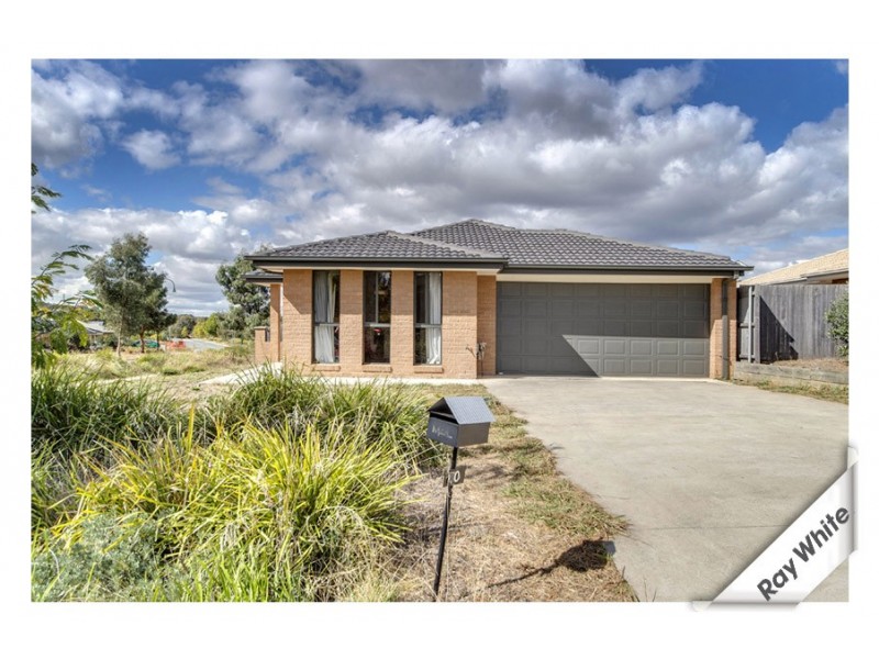 70 Bryan Hudson Street, Macgregor ACT 2615