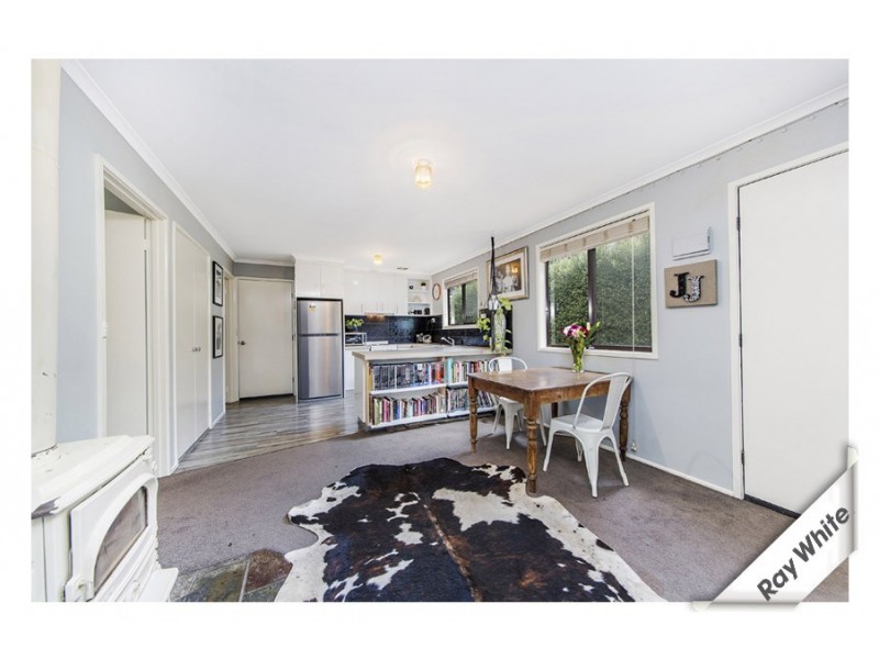 16b Clark Close, Spence ACT 2615