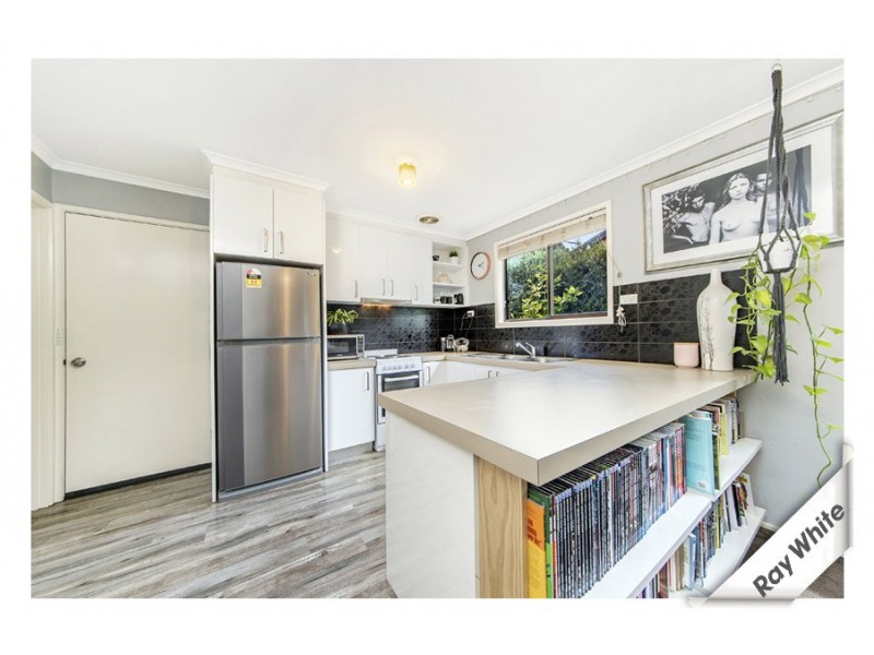 16b Clark Close, Spence ACT 2615