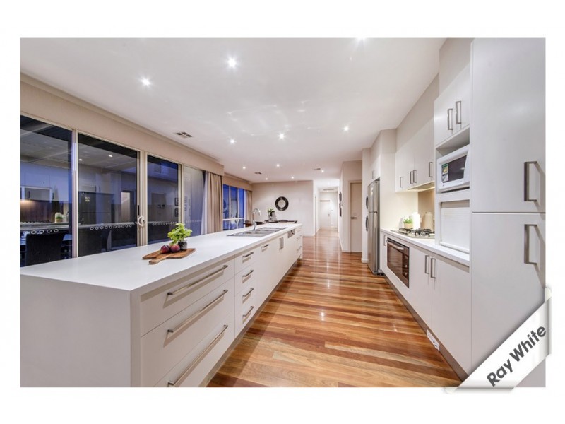 96 Gwen Meredith Loop, Franklin ACT 2913