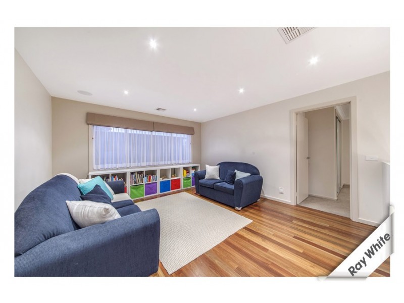 96 Gwen Meredith Loop, Franklin ACT 2913