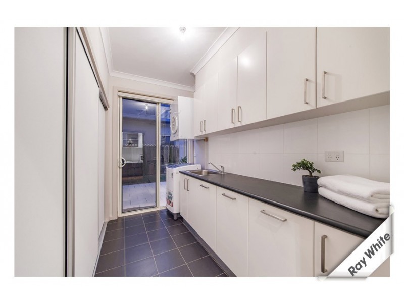 96 Gwen Meredith Loop, Franklin ACT 2913