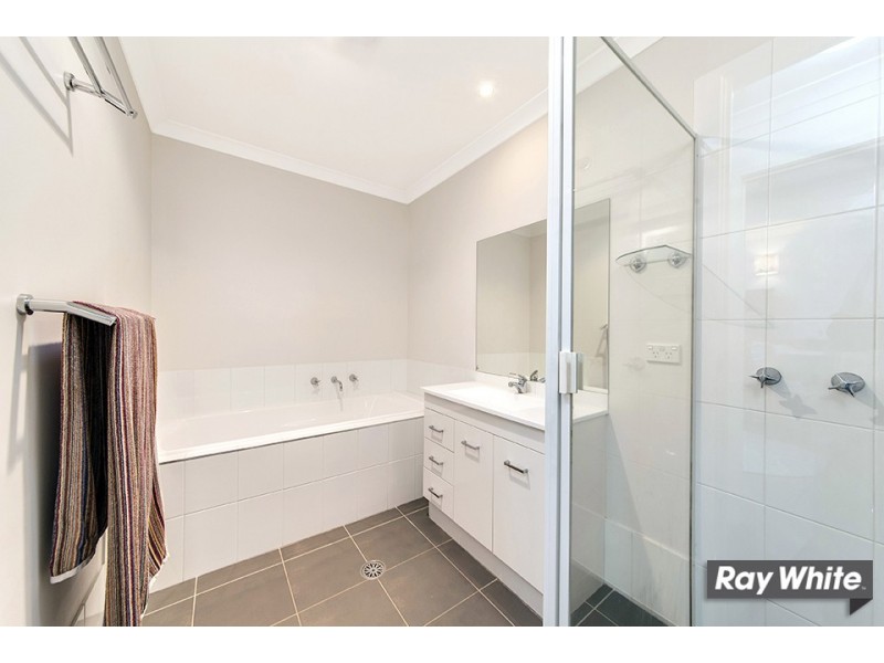4 Ida Birchall Crescent, Macgregor ACT 2615