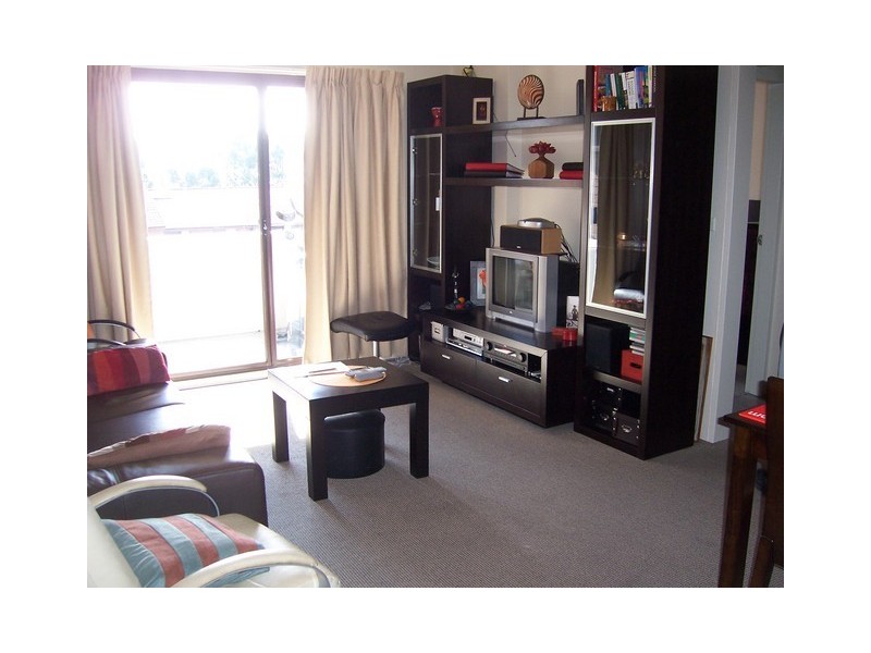 9/32 Springvale Drive, Hawker ACT 2614