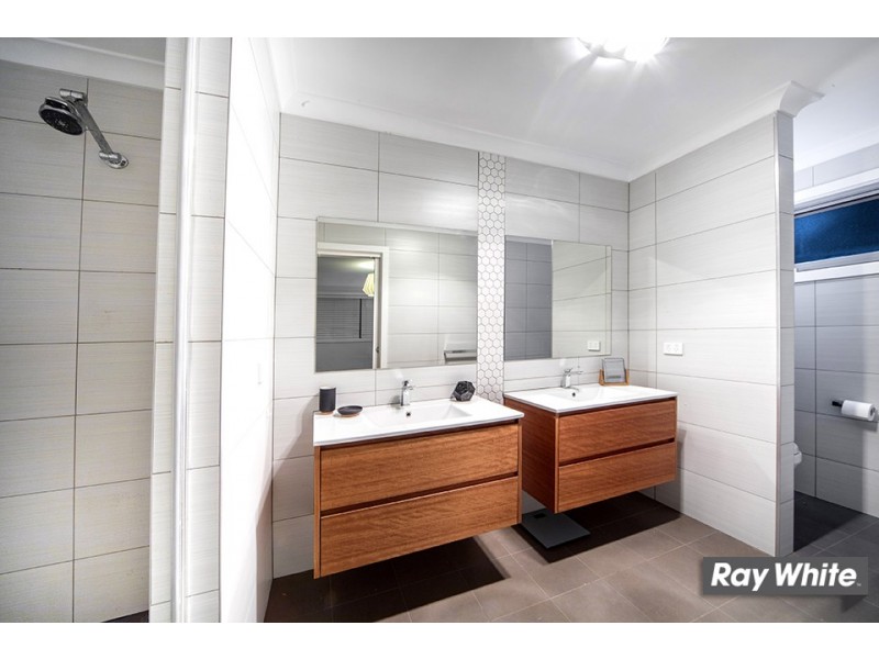 100 Wighton Terrace, Casey ACT 2913