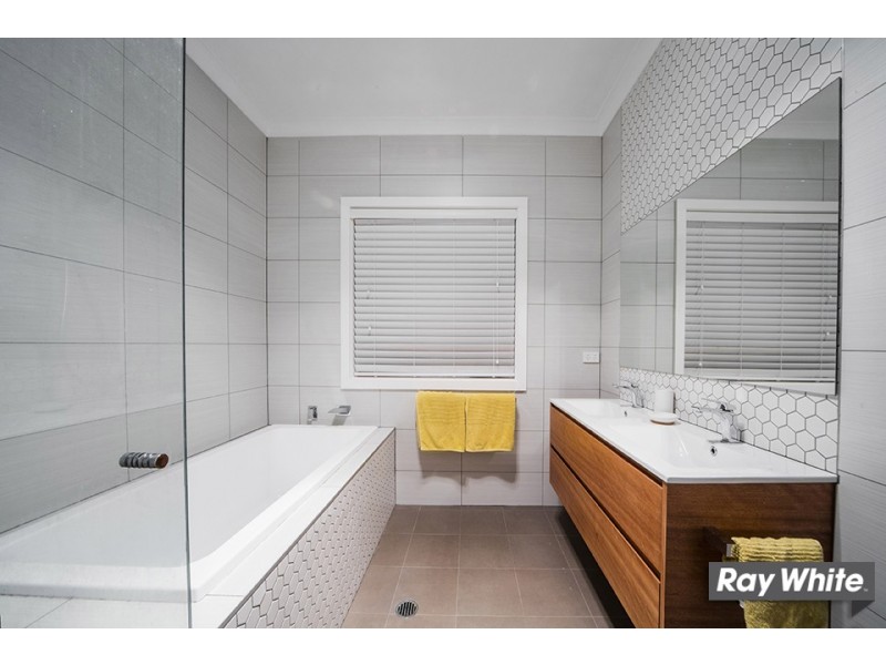 100 Wighton Terrace, Casey ACT 2913
