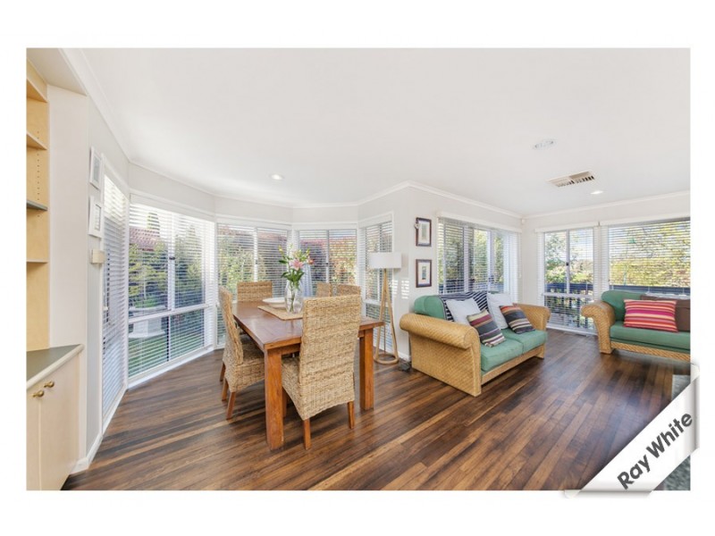 9 Amagula Avenue, Ngunnawal ACT 2913