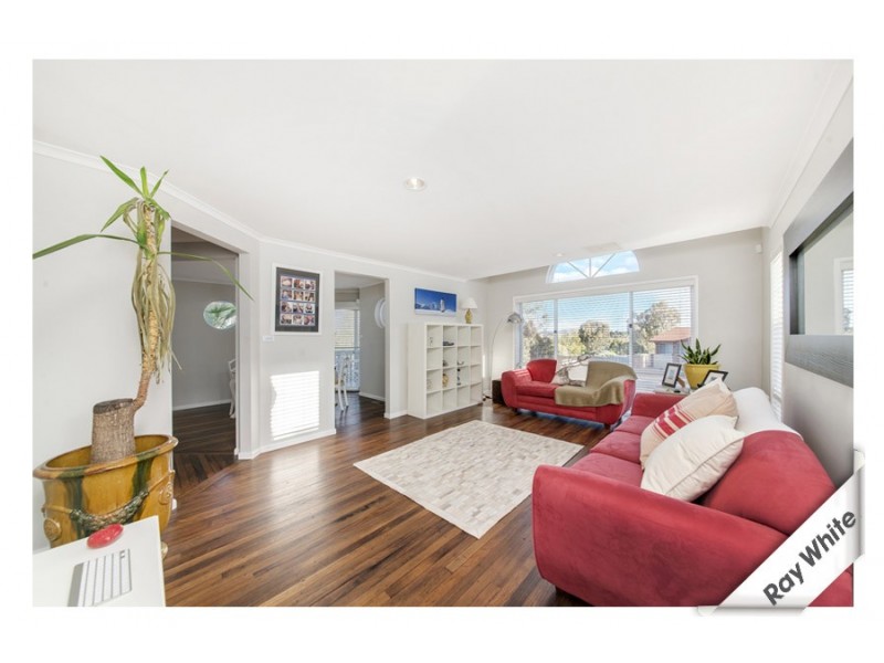 9 Amagula Avenue, Ngunnawal ACT 2913