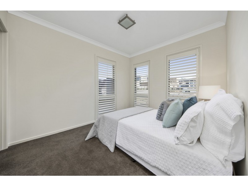 8 Jule Knight Street, Casey ACT 2913