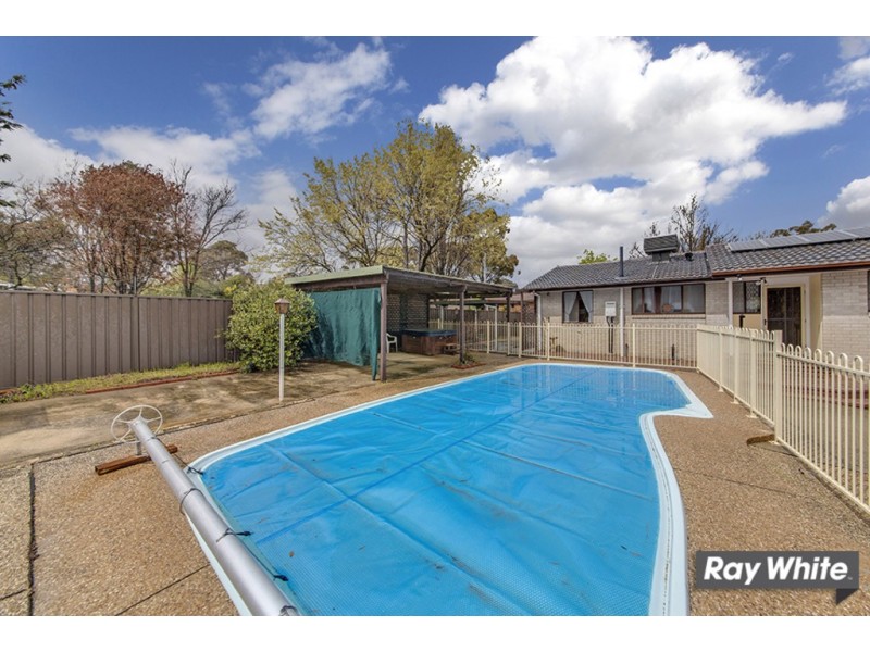 1 Boyland Close, Spence ACT 2615