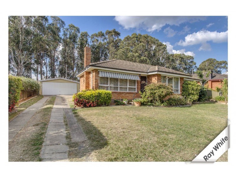 57 Irvine Street, Watson ACT 2602