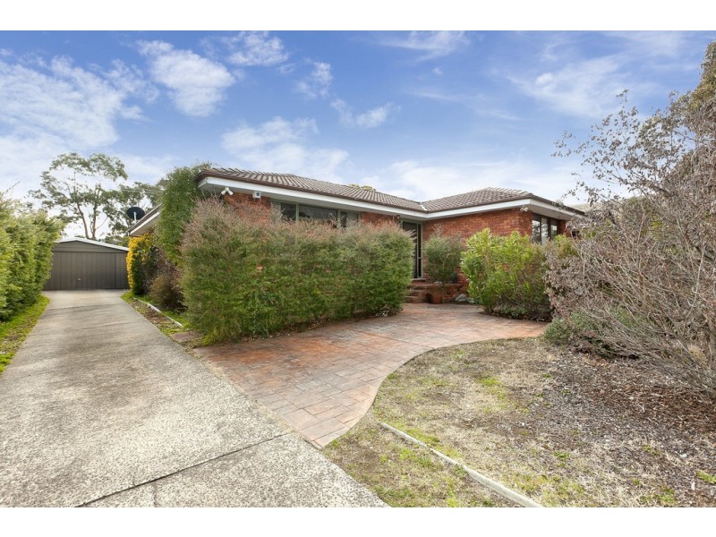 77 Harrington Crescent, Kambah ACT 2902
