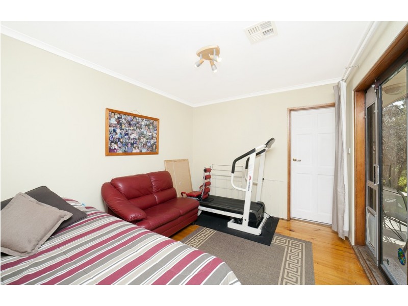 77 Harrington Crescent, Kambah ACT 2902