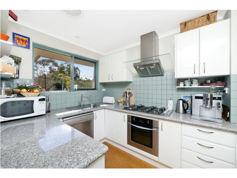 77 Harrington Crescent, Kambah ACT 2902