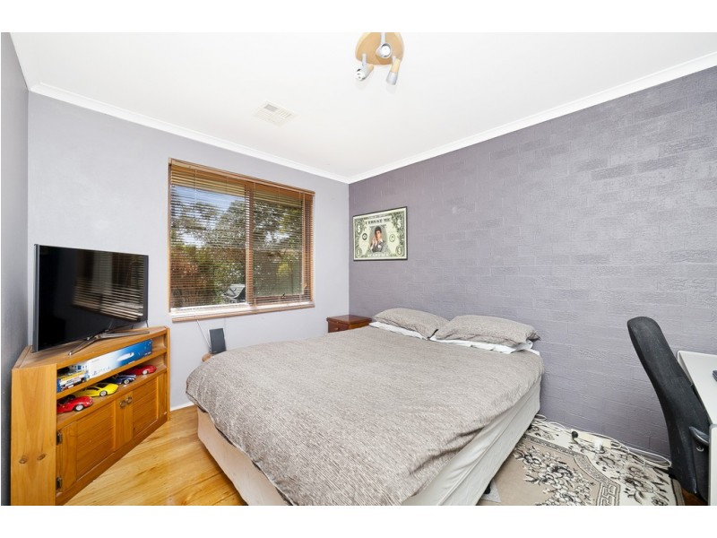 77 Harrington Crescent, Kambah ACT 2902