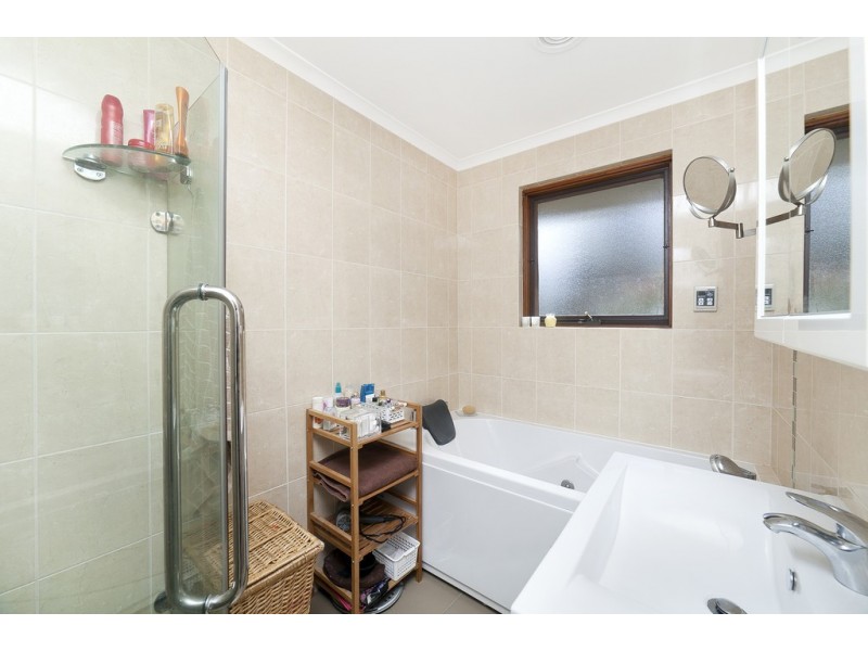 77 Harrington Crescent, Kambah ACT 2902