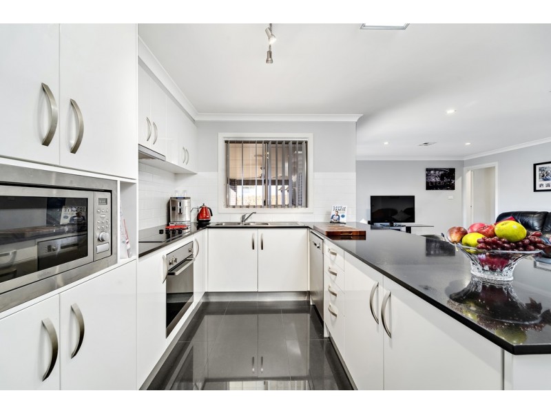 19 Anakie Court, Ngunnawal ACT 2913