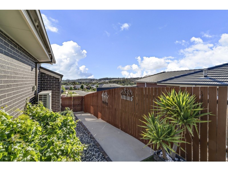 19 Anakie Court, Ngunnawal ACT 2913