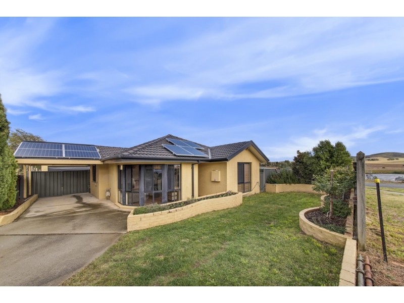 19 McDonnell Close, Dunlop ACT 2615