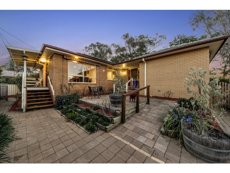 24 Cazaly Close, Holt ACT 2615