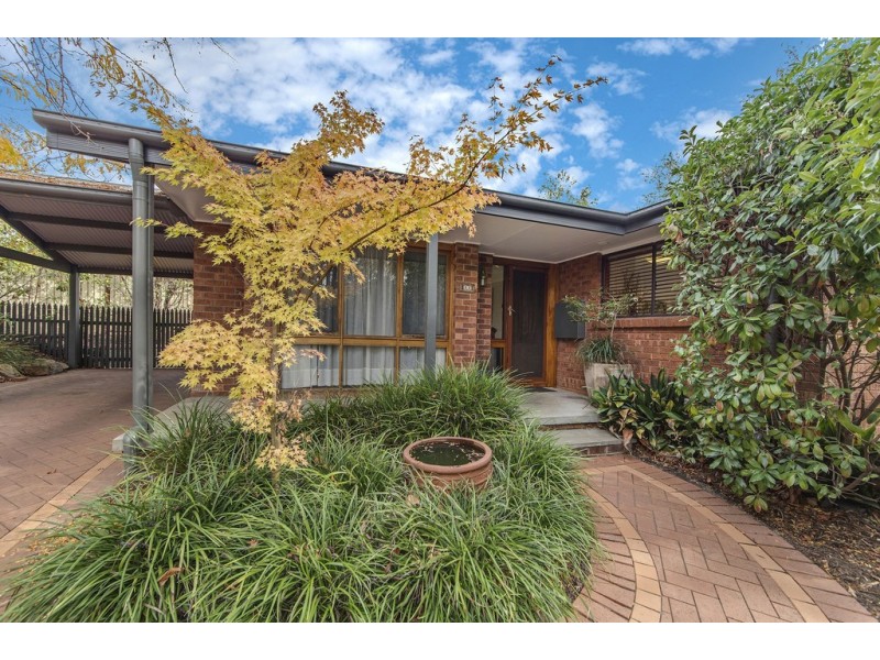 11 Joske Place, Latham ACT 2615