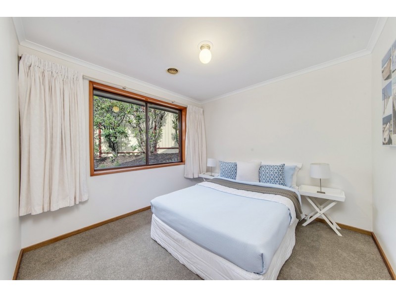 11 Joske Place, Latham ACT 2615