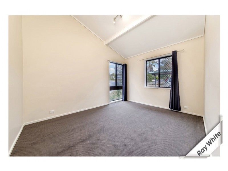 6 Garrard Street, Spence ACT 2615