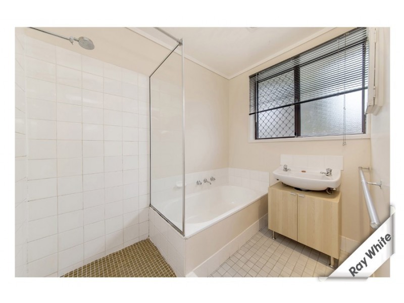 6 Garrard Street, Spence ACT 2615