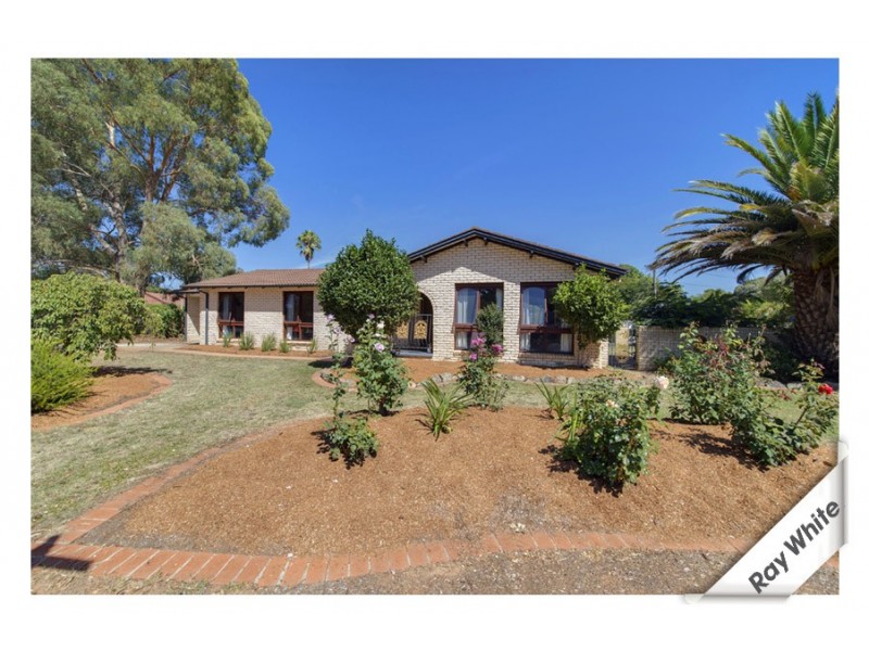 90 Diamantina Crescent, Kaleen ACT 2617