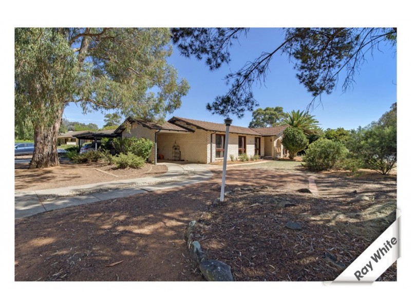 90 Diamantina Crescent, Kaleen ACT 2617