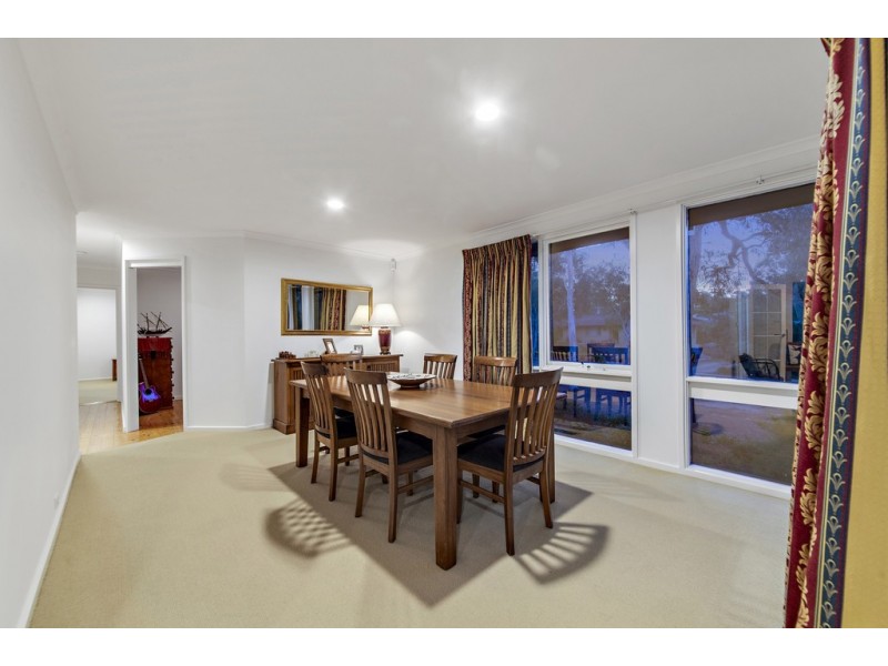 15 De Salis Street, Weetangera ACT 2614