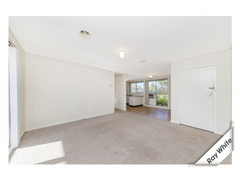 34 Bennelong Crescent, Macquarie ACT 2614