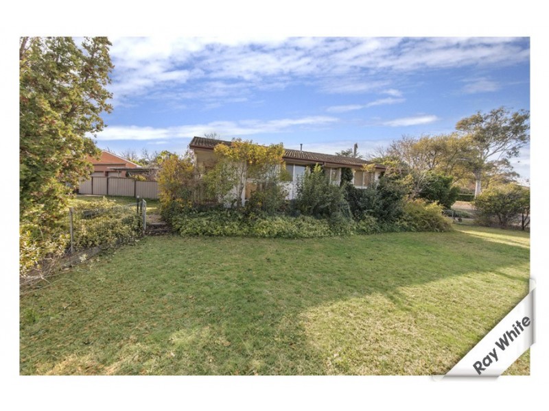 34 Bennelong Crescent, Macquarie ACT 2614