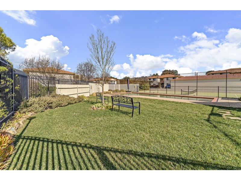 2/46 Paul Coe Crescent, Ngunnawal ACT 2913