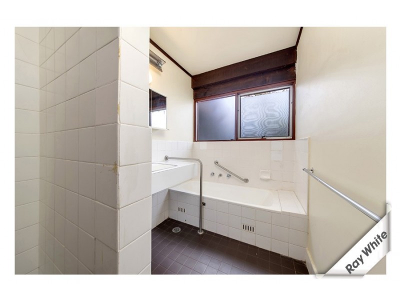 23 Belconnen Way, Weetangera ACT 2614
