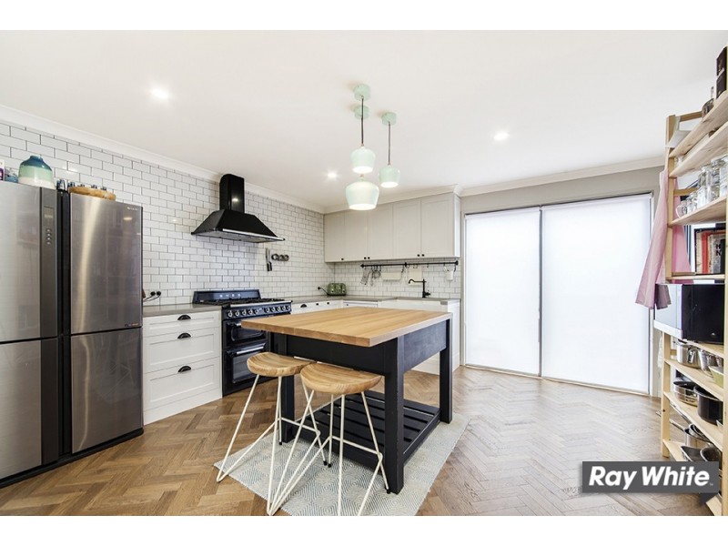 79 Greg Urwin Circuit, Casey ACT 2913