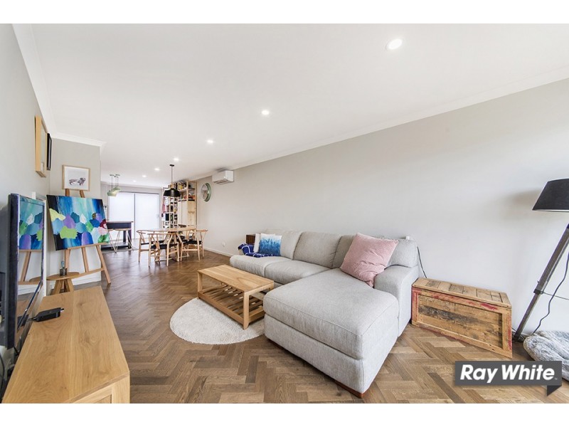 79 Greg Urwin Circuit, Casey ACT 2913
