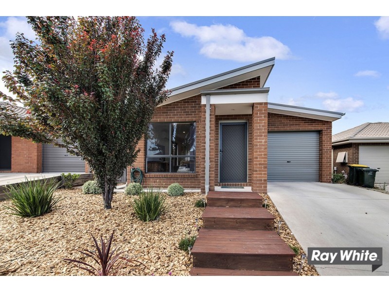 13 Isbister Street, Macgregor ACT 2615