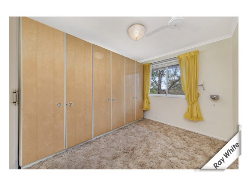 8 Birnie Place, Charnwood ACT 2615