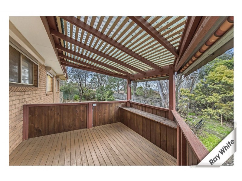 8 Birnie Place, Charnwood ACT 2615