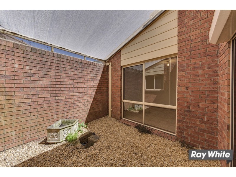 24 Lofty Close, Palmerston ACT 2913
