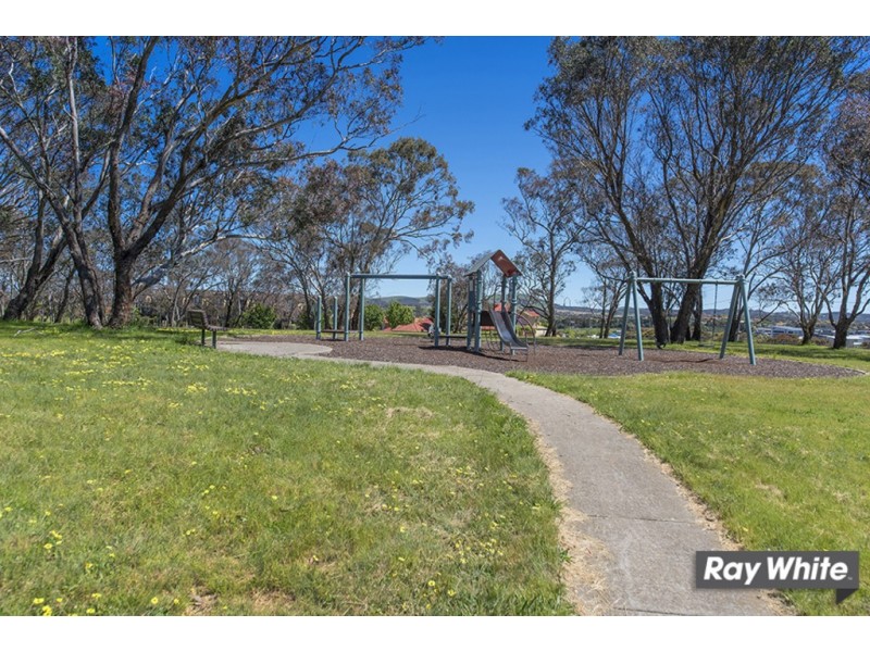 24 Lofty Close, Palmerston ACT 2913
