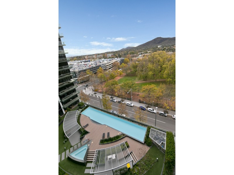 1016/240 Bunda Street, City ACT 2601