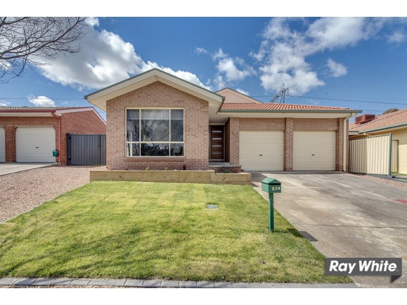 25 Tarrant Crescent, Dunlop ACT 2615