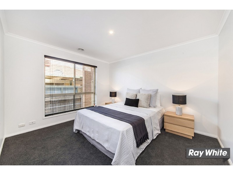 25 Tarrant Crescent, Dunlop ACT 2615