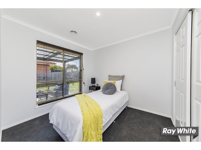 25 Tarrant Crescent, Dunlop ACT 2615