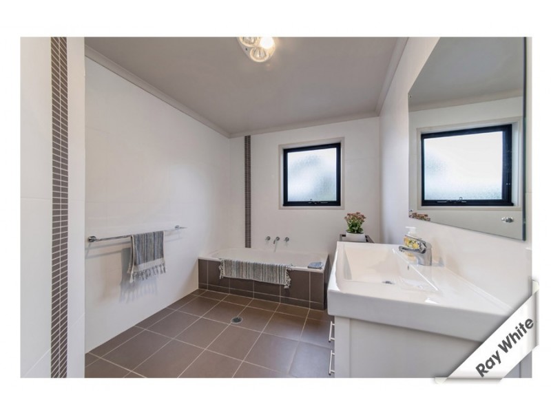 10B Bindaga Street, Aranda ACT 2614
